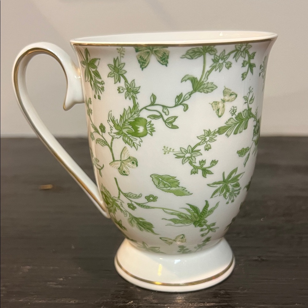 Green Floral Pedestal Mug Gild Trim @ 8 oz